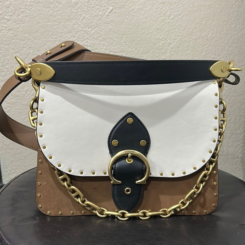 Coach purse - Picture 1 of 5